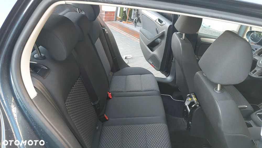 Volkswagen Golf 1.6 Trendline - 23