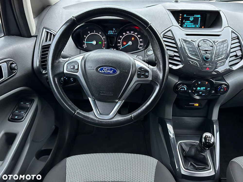 Ford EcoSport - 26