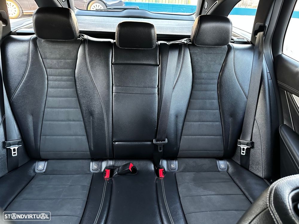 Mercedes-Benz E 300 de AMG Line - 54