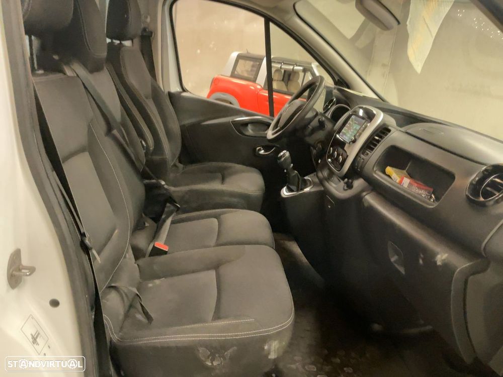 Renault Trafic 2.0 dCi L2H1 Escapade - 5
