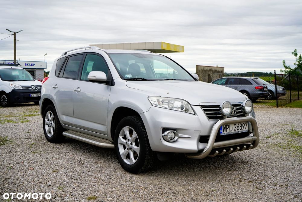Toyota RAV4 2.0 VVT-i Premium - 1