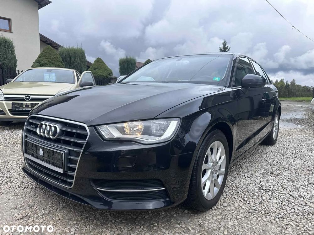 Audi A3 Sportback 1.8 TFSI quattro S tronic Attraction - 1