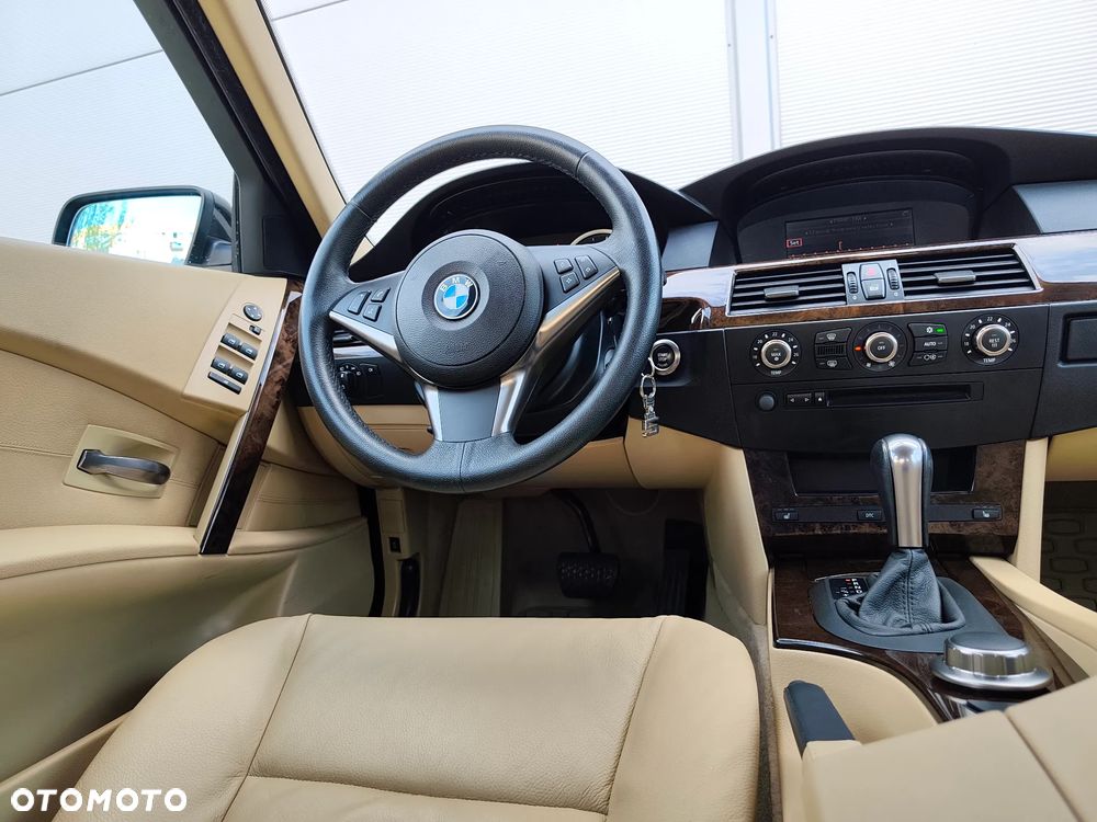 BMW Seria 5 - 23