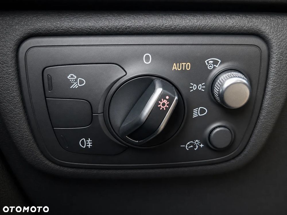 Audi A6 Avant 3.0 TDI quattro S tronic - 16