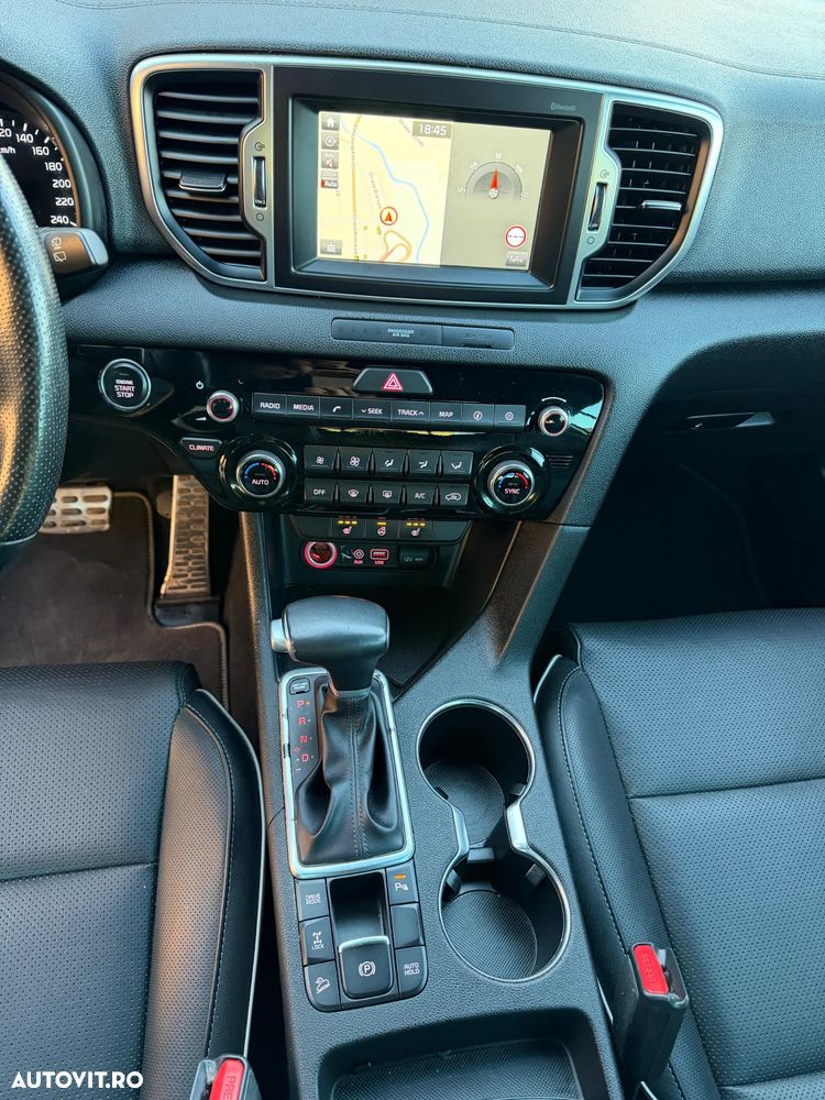 Kia Sportage 2,0 CRDI AWD Aut. GT Line - 10