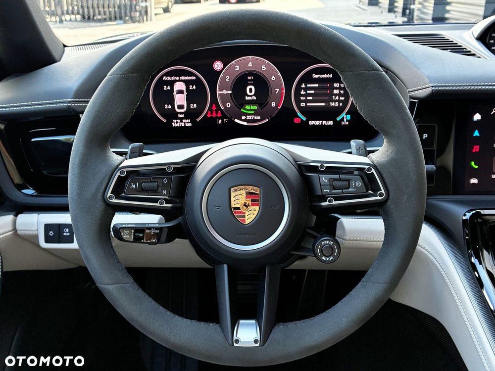 Porsche Panamera - 27