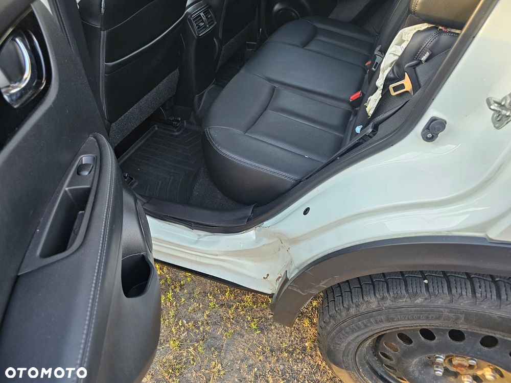 Nissan Qashqai - 23