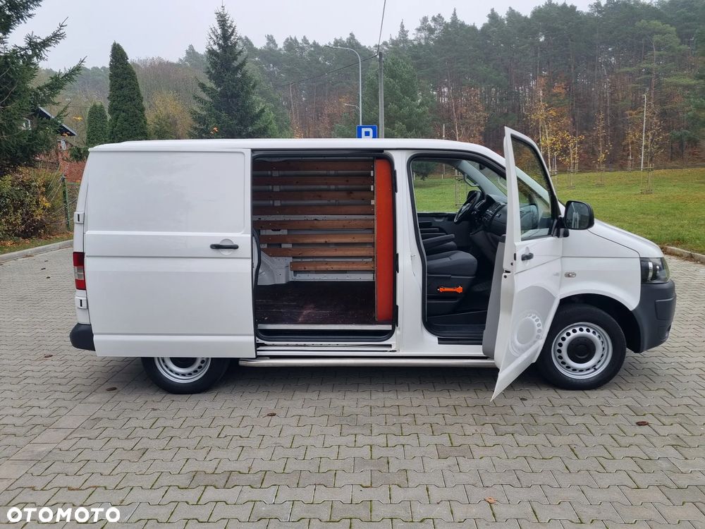 Volkswagen Transporter - 26