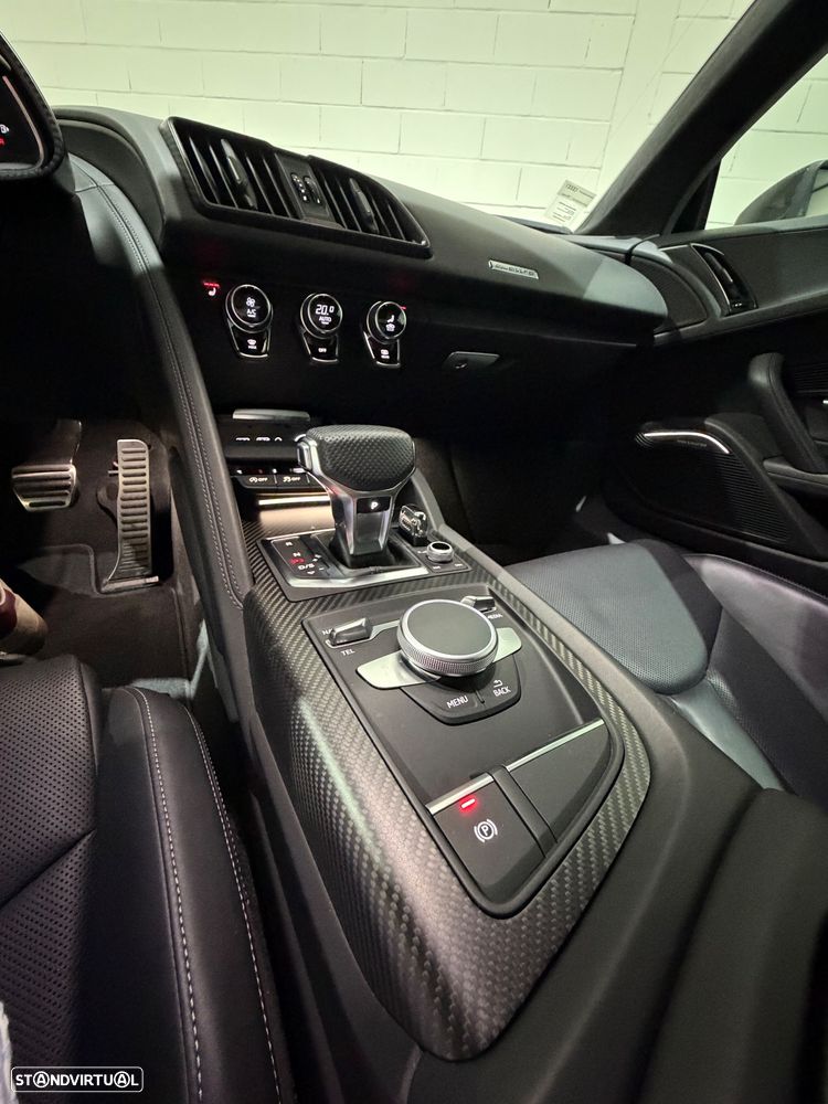Audi R8 Coupé 5.2 FSI V10 Plus S tronic - 19