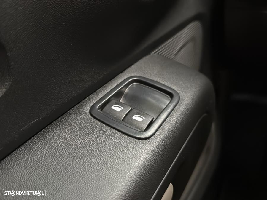 Citroën C3 1.2 PureTech Feel - 19