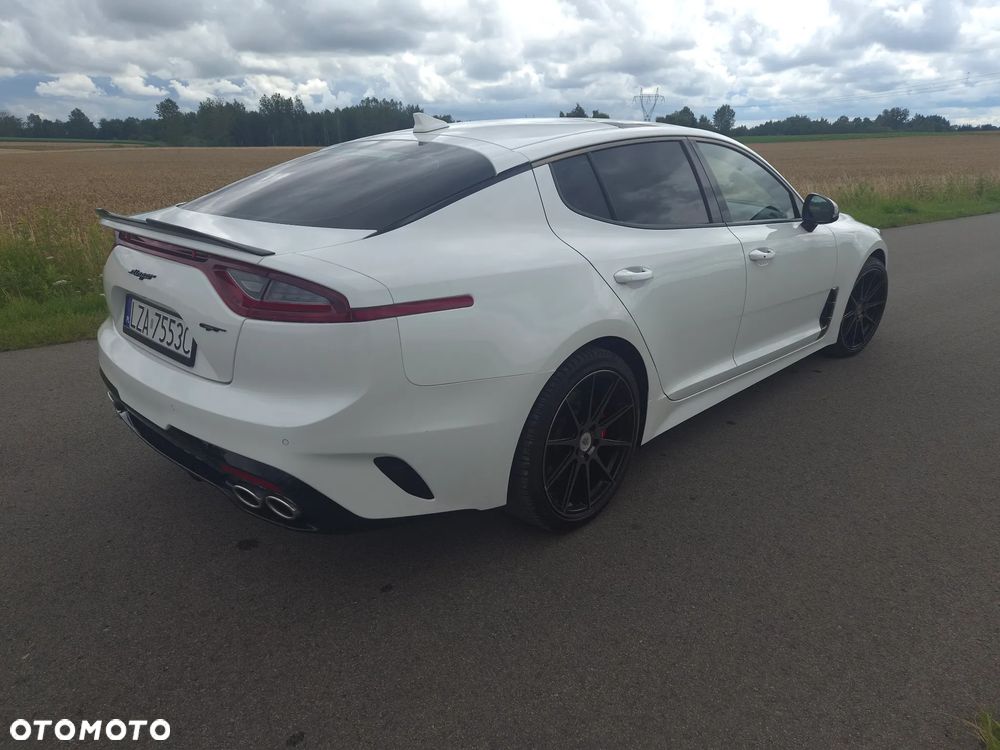 Kia Stinger 3.3 T-GDI AWD GT - 17