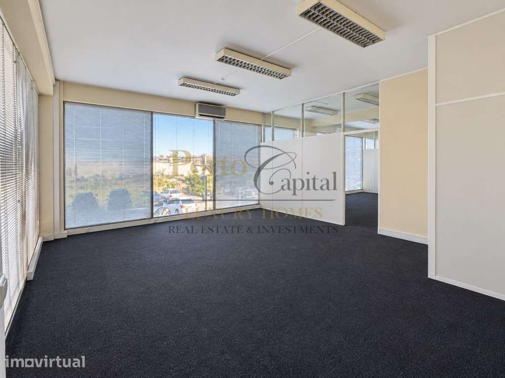 IMÓVEL COMERCIAL PREMIUM, FEITO PARA SER VISTO

151 m² | 25 METRO... - Grande imagem: 4/30