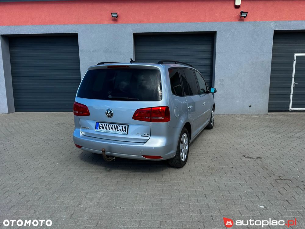Volkswagen Touran - 14