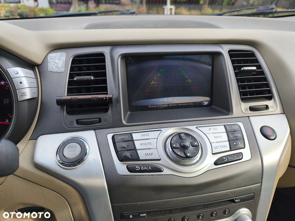 Nissan Murano 2.5 D Premium - 14