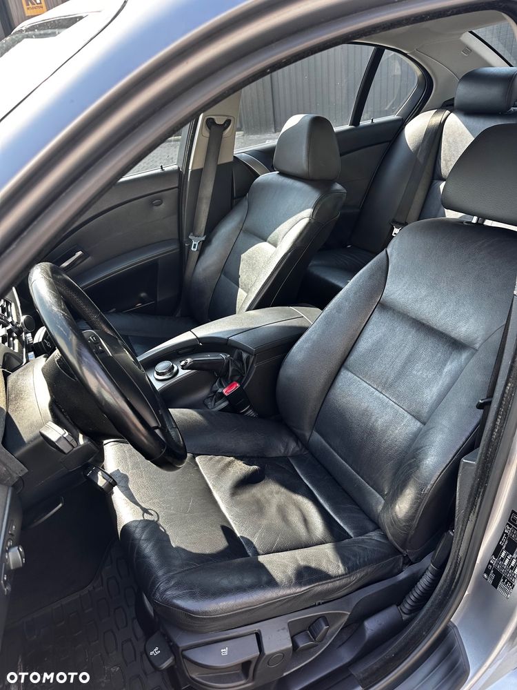 BMW Seria 5 525i - 5