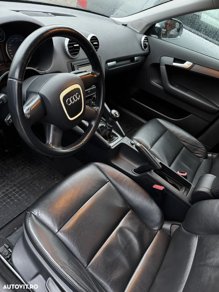 Audi A3 Sportback 1.6 TDI Ambiente - 6