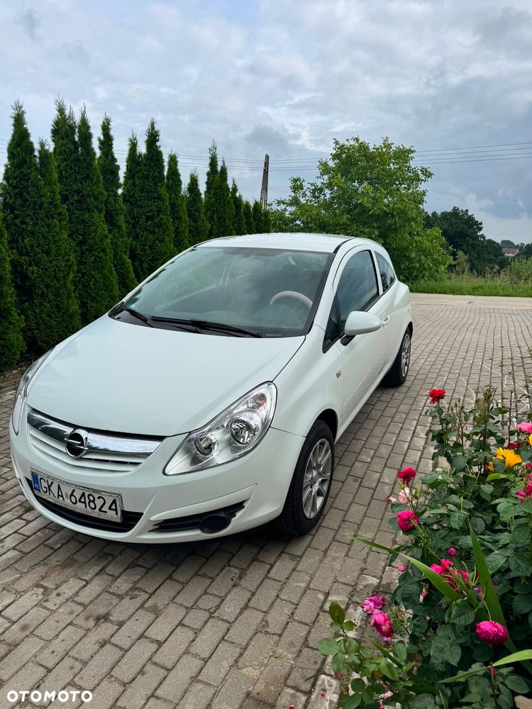 Opel Corsa - 1