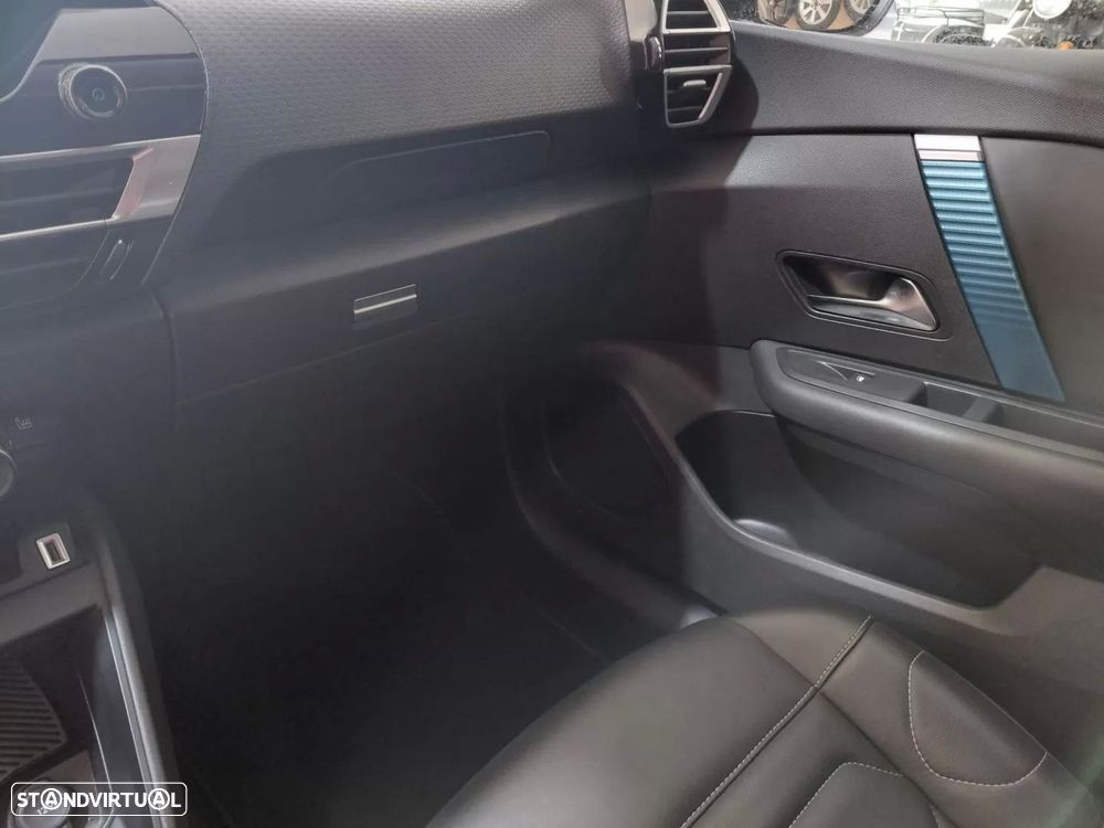 Citroën e-C4 50 kWh Shine - 21