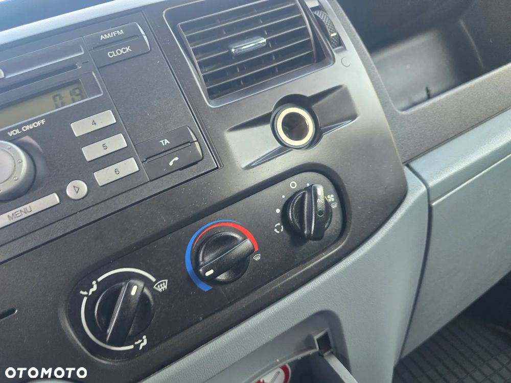 Ford Transit - 16