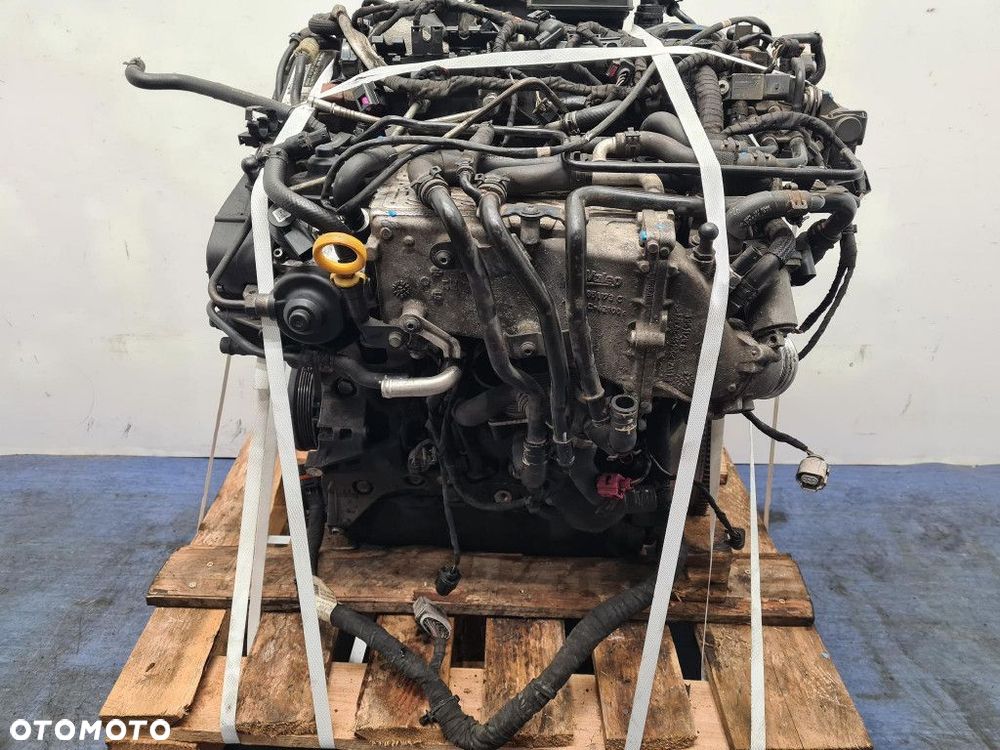 VOLKSWAGEN PASSAT B8 SILNIK DIESLA CUAA - 11