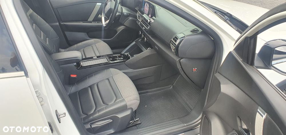 Citroën C4X 1.5 BlueHDi Max S&S EAT8 - 22