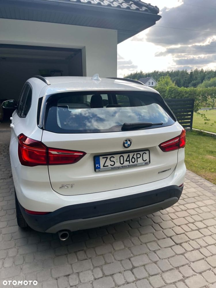 BMW X1 sDrive18i Advantage - 5