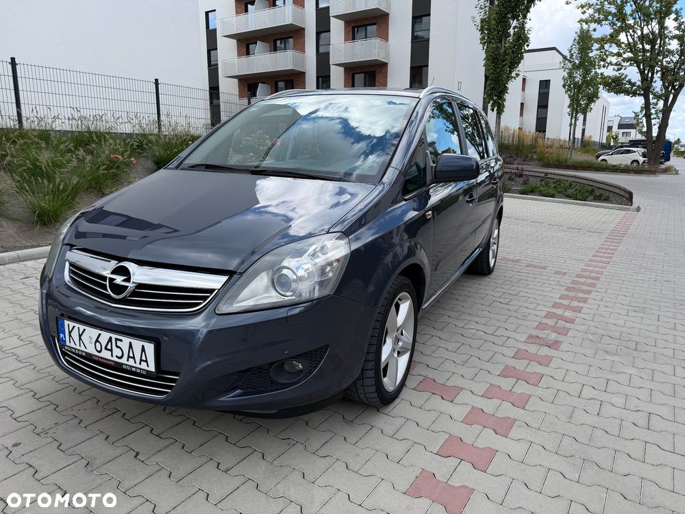Opel Zafira - 1