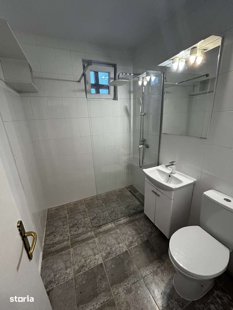 Apartament 3camere, central,medicina - Imagine principală: 4/6