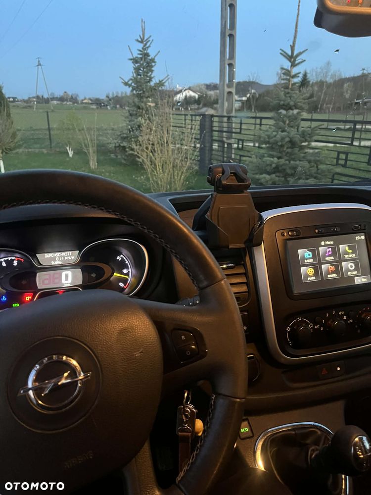 Opel Vivaro - 7