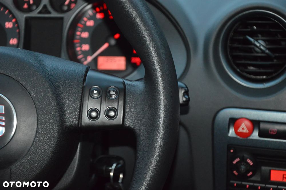 Seat Ibiza 1.4 16V Style - 12