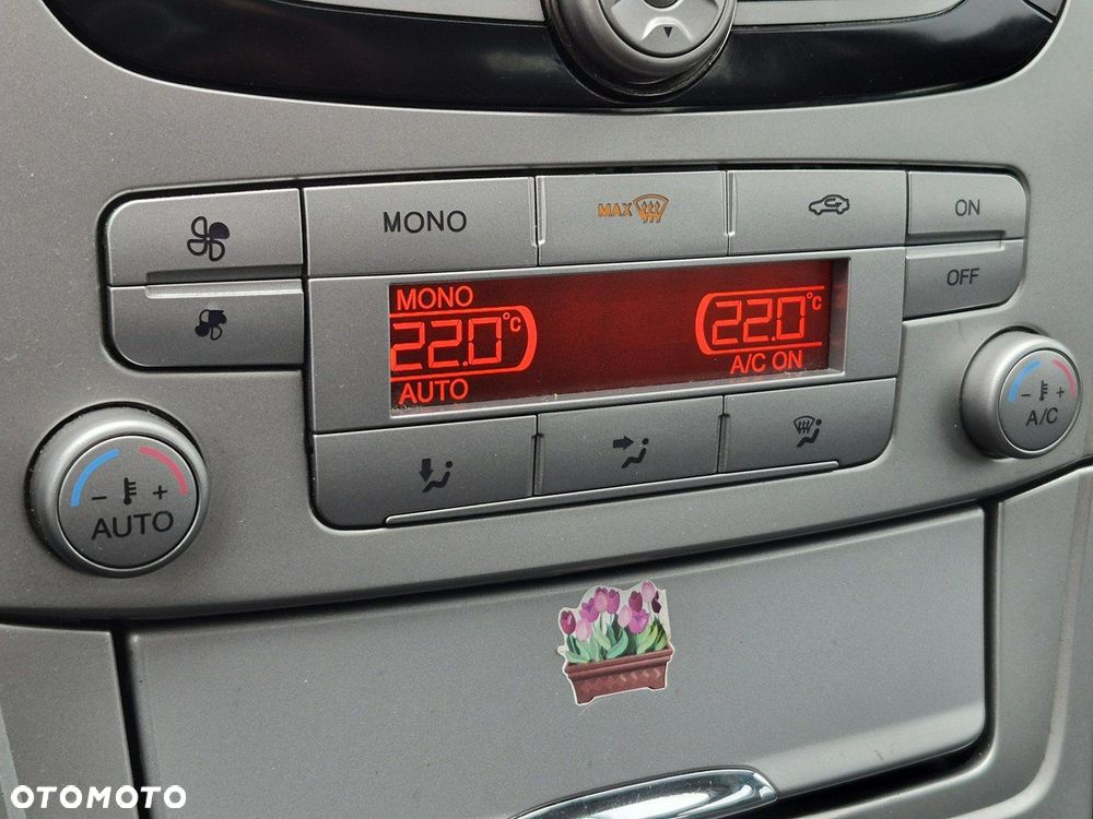 Ford Mondeo - 30