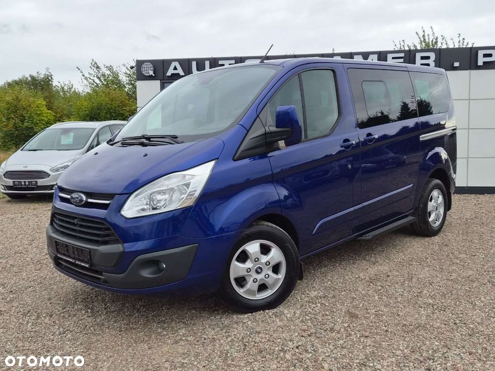 Ford Tourneo Custom - 31