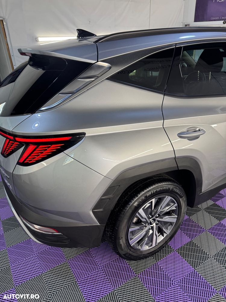 Hyundai Tucson 1.6 T-GDi HEV 2WD Advantage - 11