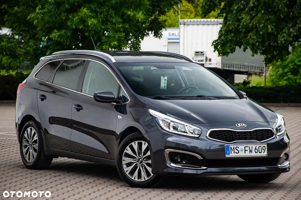 Kia Ceed 1.6 CRDi Platinum Edition - 2