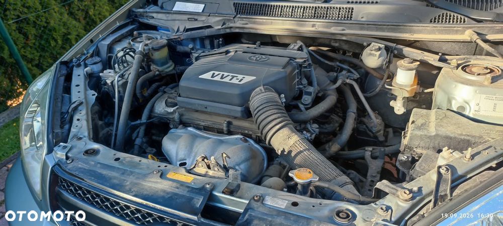 Toyota RAV4 2.0 VVT-i Sol - 12