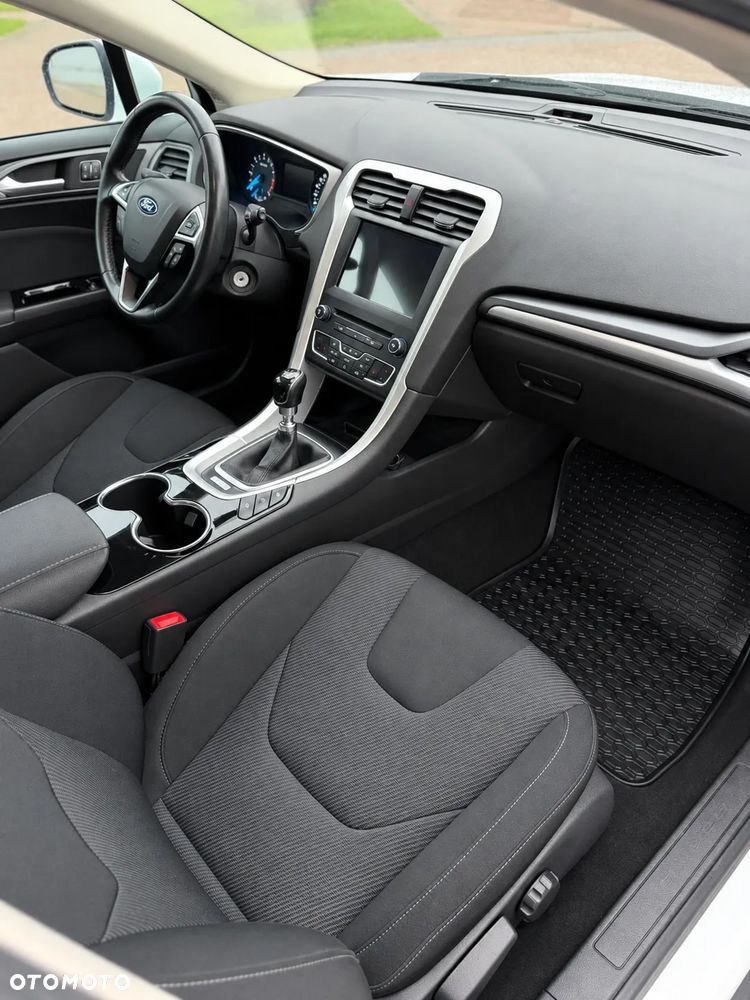 Ford Mondeo - 4