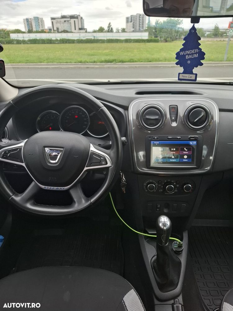 Dacia Logan Stepway - 10