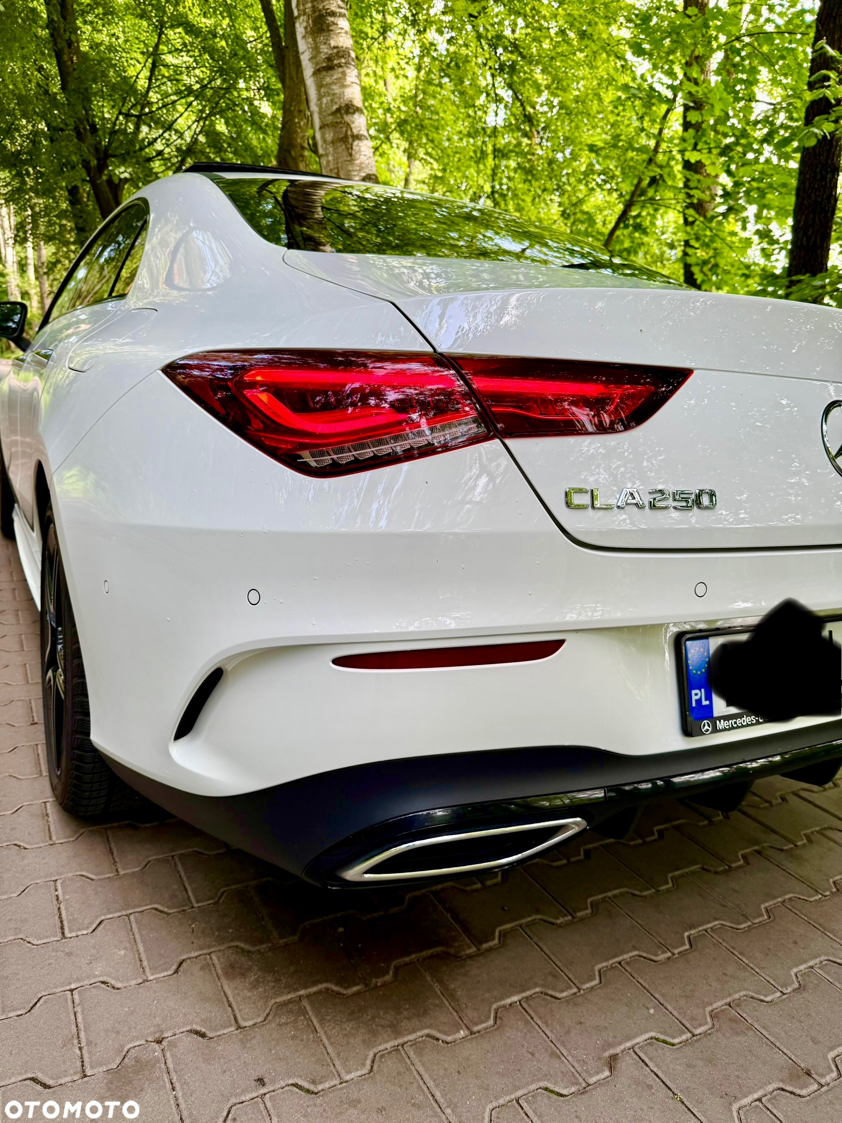 Mercedes-Benz CLA 250 4-Matic AMG Line 7G-DCT - 14