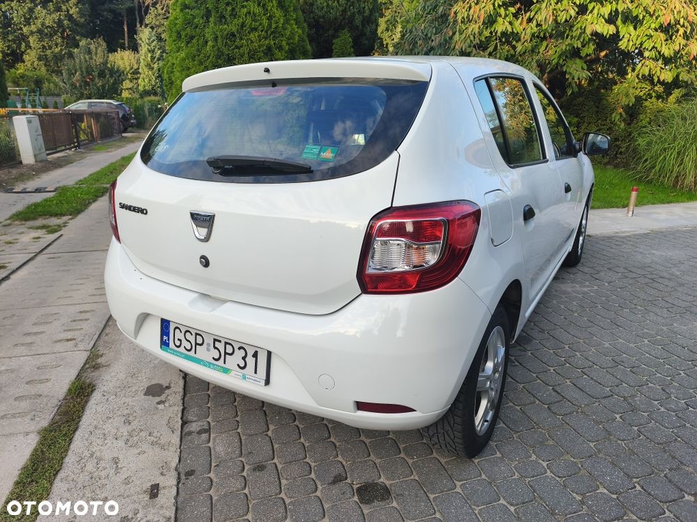 Dacia Sandero - 2
