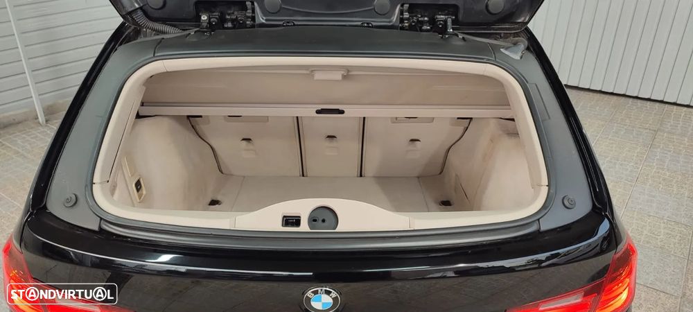 BMW 320 d Touring Aut. Sport Line - 19