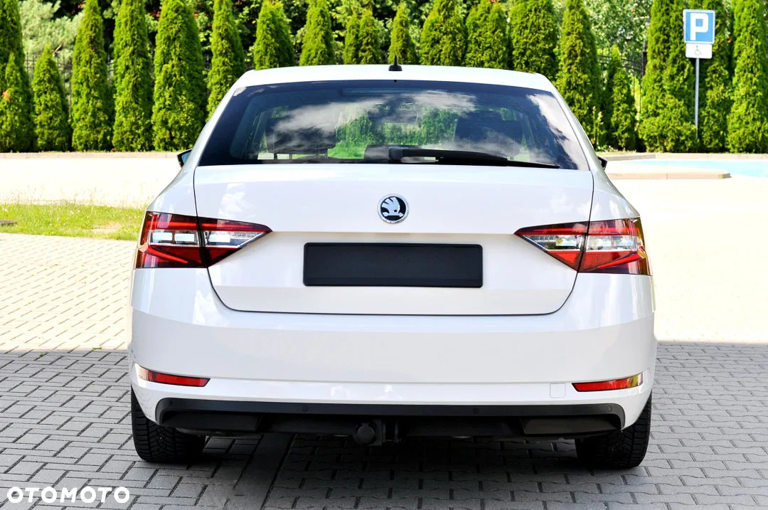 Skoda Superb 1.4 TSI ACT Style - 9