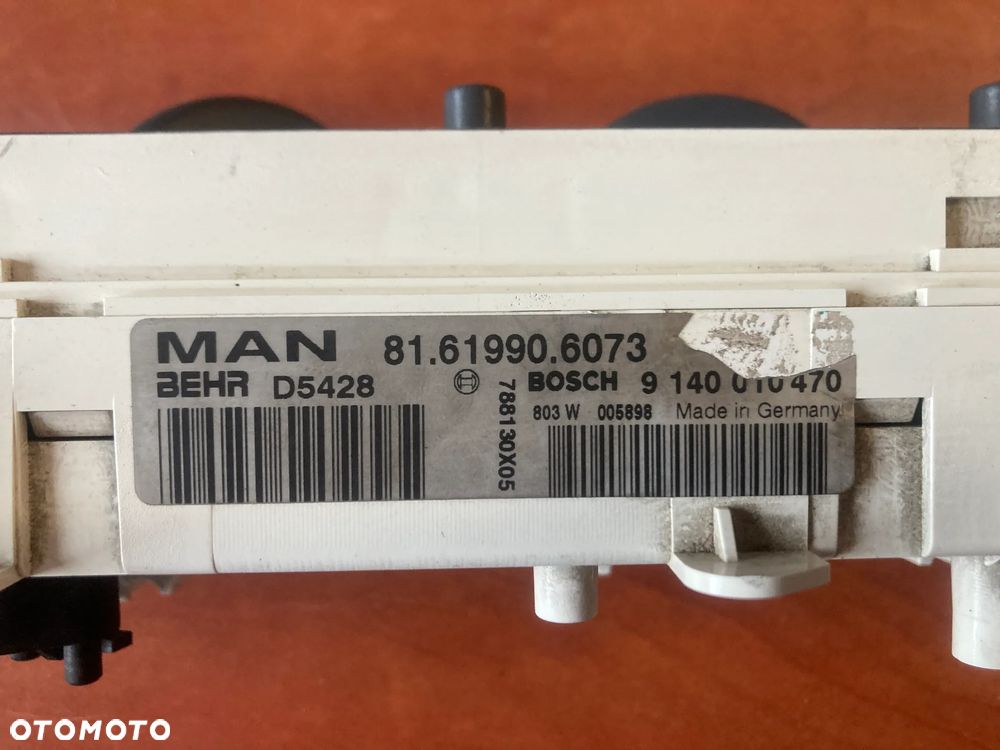 Panel sterowanie nawiewu klimatyzacji MAN 81.61990.6073 9140010470 788130x05 - 3