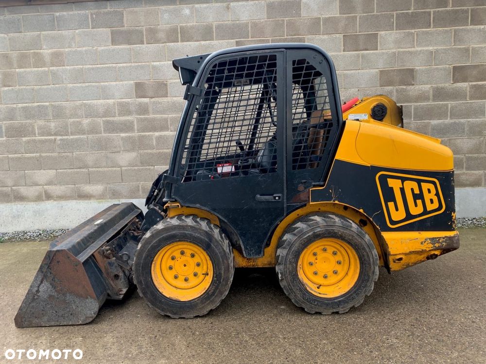 JCB ROBOT 170 SKIDSTEER - 2