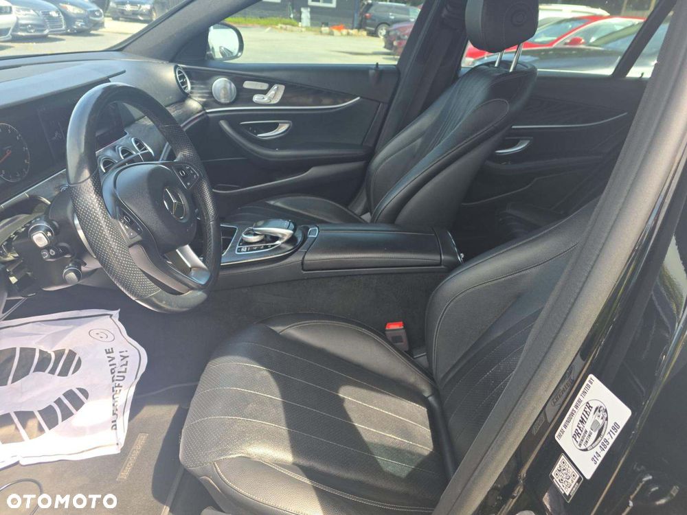 Mercedes-Benz Klasa E 300 9G-TRONIC AMG Line - 5