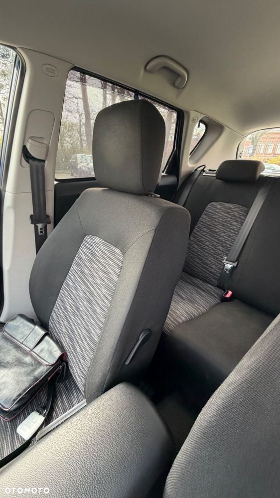 Kia Ceed 1.4 L - 15