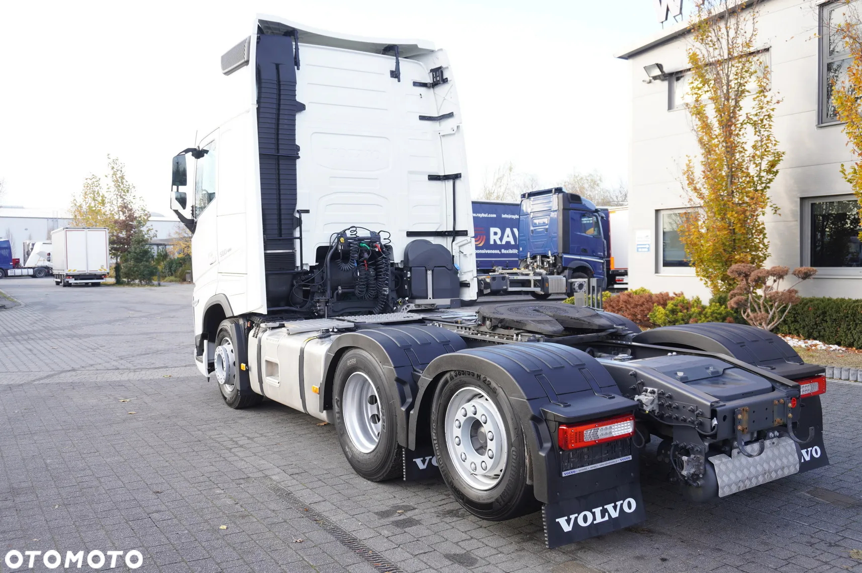 Volvo FH 500 6x2 Globetrotter XL / 2023 / 114 tys.km - 4