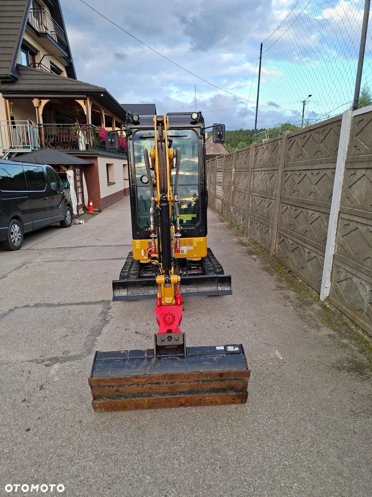 Caterpillar 301.8 05A Powertilt - 13
