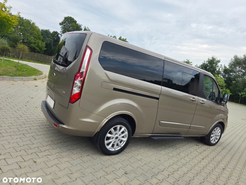 Ford Tourneo Custom 2.0 EcoBlue L2 Trend - 22