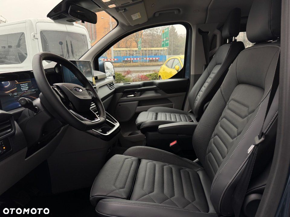 Ford Tourneo Custom - 7