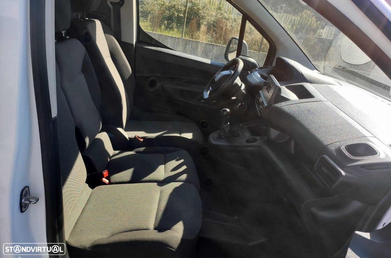 Peugeot Partner 1.5 BlueHDi Asphalt Longa - 8